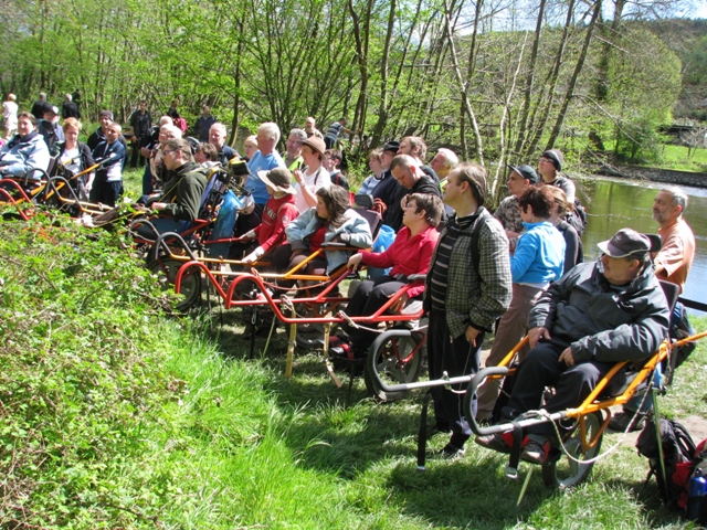 randonnée sportive avec joëlettes, Hotton, 2012